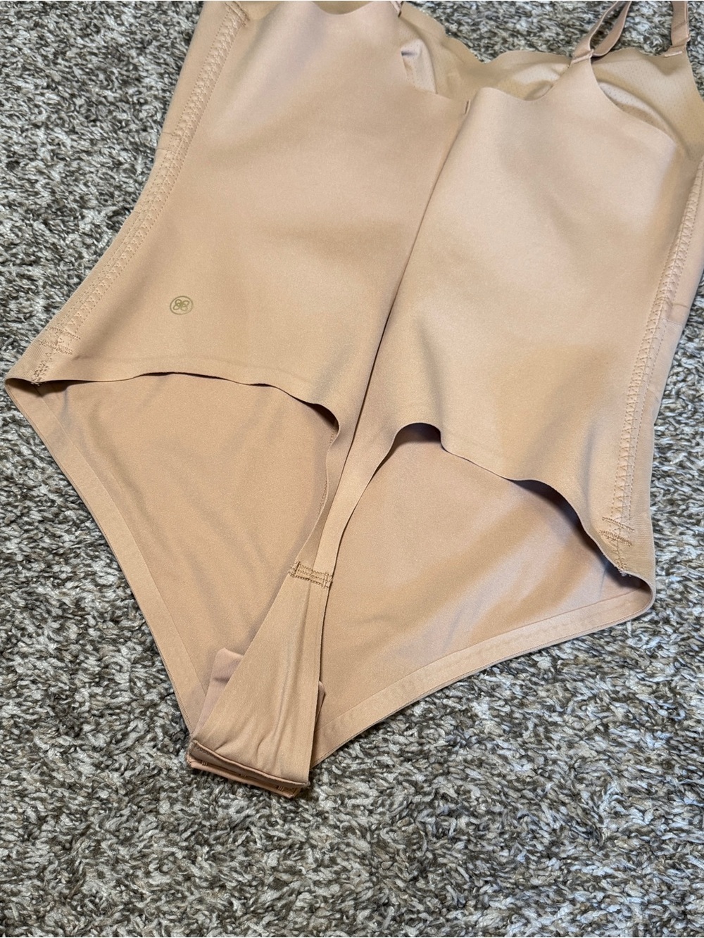 NEW Honeylove Cami Thong Bodysuit Shapewear - Picture 4 of 14